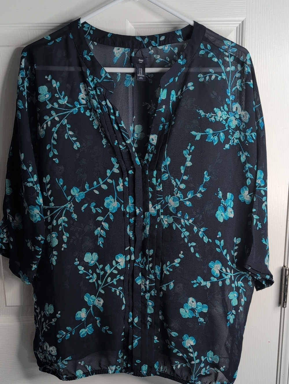 GAP Navy Blouse with Teal Floral Print Size XL